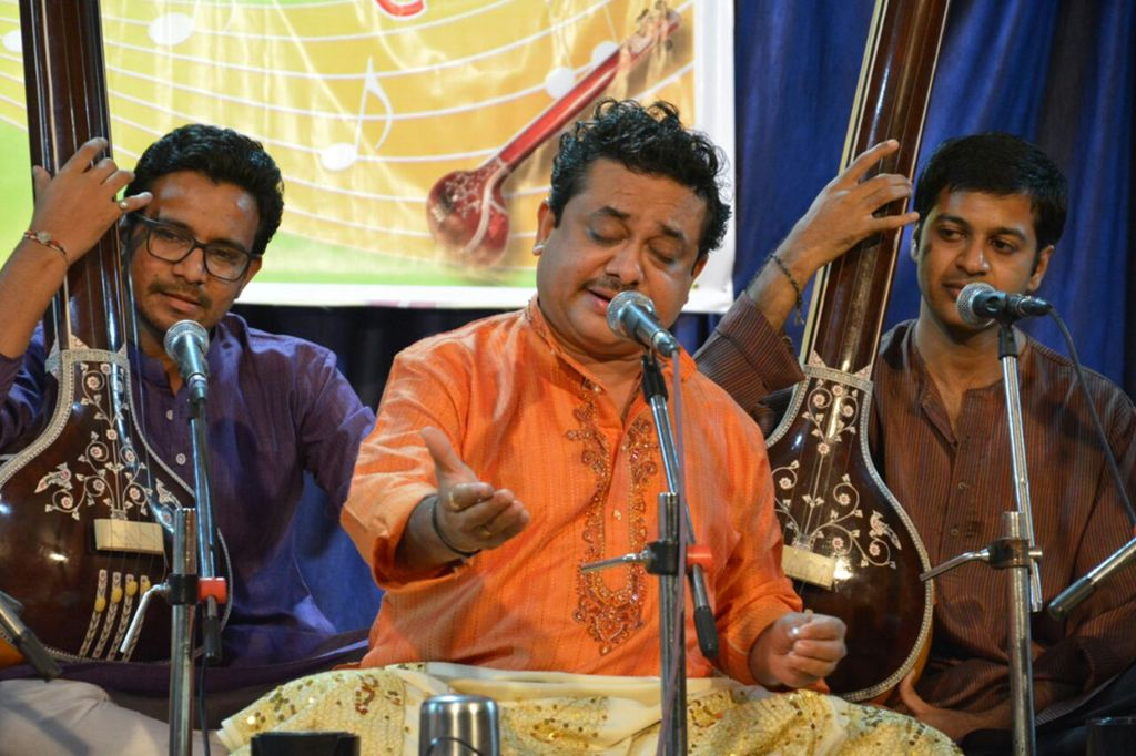 Pt.Sanjay Garud Concert